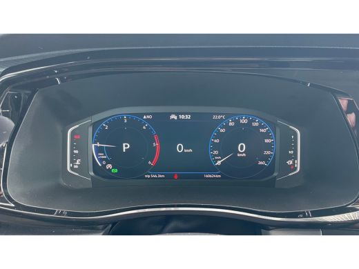 Volkswagen Transporter 2.0 TDI 150 PK DSG L1 Bulli | Trekhaak | Achterdeuren | Passagiersstoel | Adaptive cruise | Navig... ActivLease financial lease