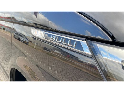 Volkswagen Transporter 2.0 TDI 150 PK DSG L1 Bulli | Trekhaak | Achterdeuren | Passagiersstoel | Adaptive cruise | Navig... ActivLease financial lease