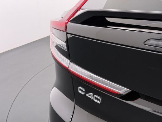 Volvo  C40 Single Motor Core 70 kWh VOLVO DEALER ONDERHOUDEN| ACHTERUITRIJCAMERA| PANORAMADAK| STOEL + STUUR... ActivLease financial lease