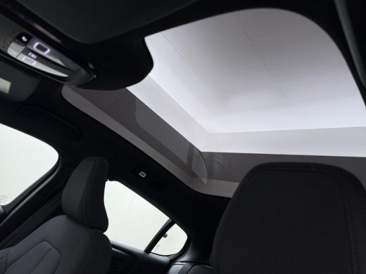 Volvo  C40 Single Motor Core 70 kWh VOLVO DEALER ONDERHOUDEN| ACHTERUITRIJCAMERA| PANORAMADAK| STOEL + STUUR... ActivLease financial lease