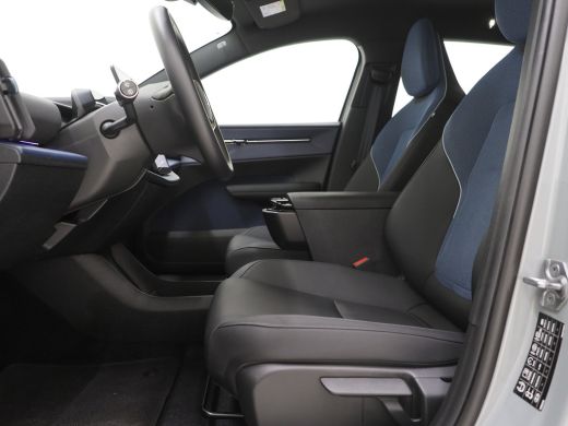 Volvo  EX30 Plus 272PK Extended Range Plus | Adap Cruise |  Digital Key | HK Audio | Park Assist | 19'' ActivLease financial lease