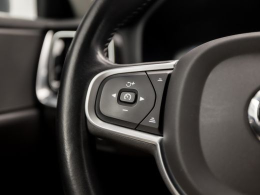 Volvo  V60 2.0 T6 Recharge AWD Sport 391Pk Automaat (APPLE CARPLAY, GROOT NAVI, CAMERA, LEDER, GETINT GLAS, ... ActivLease financial lease