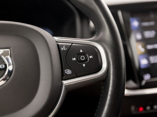 Volvo  V60 2.0 T6 Recharge AWD Sport 391Pk Automaat (APPLE CARPLAY, GROOT NAVI, CAMERA, LEDER, GETINT GLAS, ... ActivLease financial lease