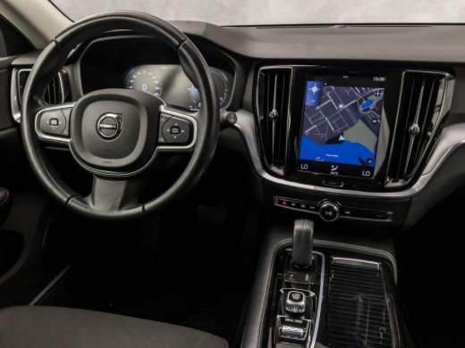 Volvo  V60 2.0 T6 Recharge AWD Sport 391Pk Automaat (APPLE CARPLAY, GROOT NAVI, CAMERA, LEDER, GETINT GLAS, ... ActivLease financial lease