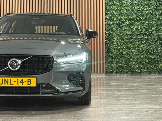 Volvo  V60 T8 AWD Recharge Plus Dark | Trekhaak | Harman Kardon | Adaptieve Cruise Control | Stoelverwarming... ActivLease financial lease