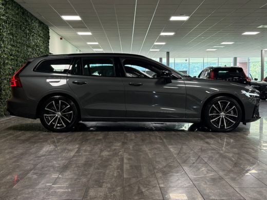 Volvo  V60 T8 AWD Recharge Plus Dark | Trekhaak | Harman Kardon | Adaptieve Cruise Control | Stoelverwarming... ActivLease financial lease