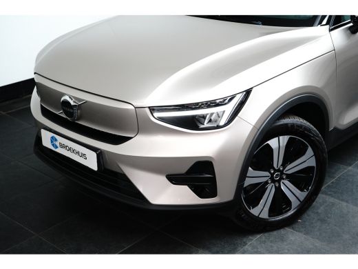 Volvo  XC40 Recharge Core | Camera | Warmtepomp | Stoelverwarming | Apple Carplay | ActivLease financial lease