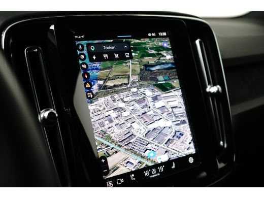 Volvo  XC40 Recharge Core | Camera | Warmtepomp | Stoelverwarming | Apple Carplay | ActivLease financial lease