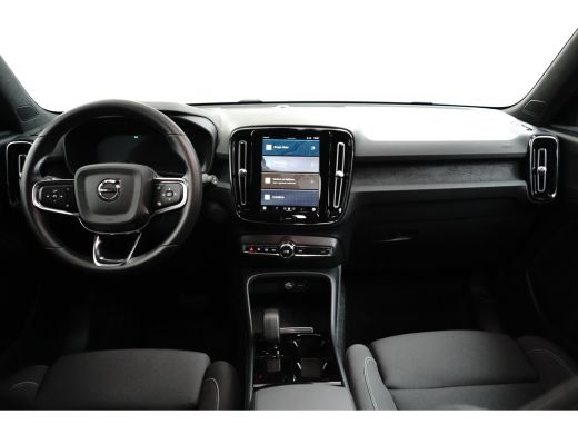 Volvo  XC40 Recharge Core | Camera | Warmtepomp | Stoelverwarming | Apple Carplay | ActivLease financial lease