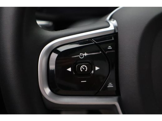 Volvo  XC60 2.0 B5 R-Design | Harman Kardon | Cruise Control | Pano | Treeplank | ActivLease financial lease