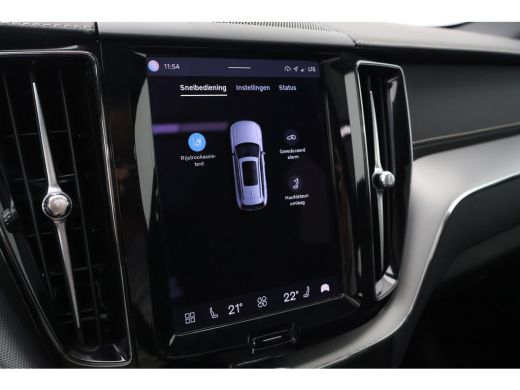 Volvo  XC60 2.0 B5 R-Design | Harman Kardon | Cruise Control | Pano | Treeplank | ActivLease financial lease
