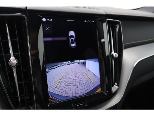 Volvo  XC60 2.0 B5 R-Design | Harman Kardon | Cruise Control | Pano | Treeplank | ActivLease financial lease