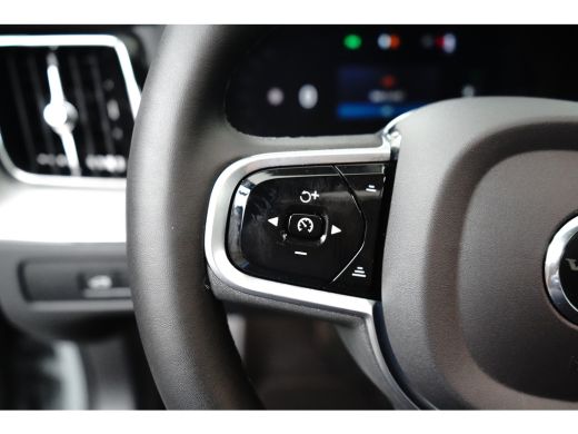 Volvo  XC60 2.0 T6 Plug-in hybrid AWD Plus Black Edition | Luchtvering | HU-Display | Trekhaak | 360 Camera | ActivLease financial lease