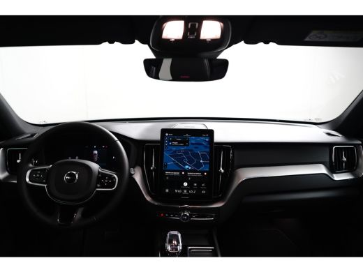 Volvo  XC60 2.0 T6 Plug-in hybrid AWD Plus Black Edition | Luchtvering | HU-Display | Trekhaak | 360 Camera | ActivLease financial lease