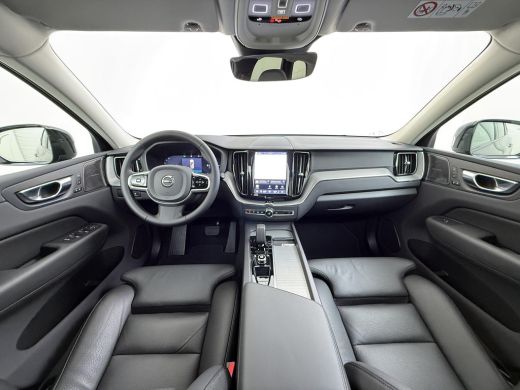 Volvo  XC60 Plug-In Hybrid AWD T6 Plus Dark Recharge VAN:52.900,- VOOR:49.877,- UW HERFSTVOORDEEL:3.023,- ADA... ActivLease financial lease