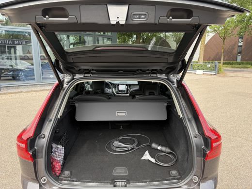 Volvo  XC60 Plug-In Hybrid AWD T6 Plus Dark Recharge ADAPT. CRUISE CONTROL | STUUR & STOEL VERWARMING | PANOR... ActivLease financial lease