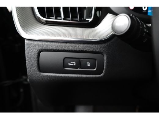 Volvo  XC60 Plus Black Edition Recharge Plug-In Hybrid AWD | Elektrisch glazen panorama-dak | Lichtmetalen ve... ActivLease financial lease