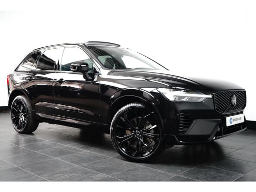 Volvo  XC60 Plus Black Edition Recharge Plug-In Hybrid AWD | Elektrisch glazen panorama-dak | Lichtmetalen ve... ActivLease financial lease