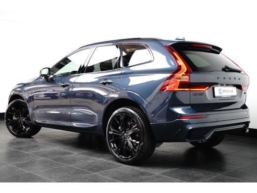 Volvo  XC60 Plus Black Edition Recharge Plug-In Hybrid AWD | Luchtvering | HU-Display | Trekhaak | 360 Camera | ActivLease financial lease
