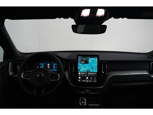 Volvo  XC60 Plus Black Edition Recharge Plug-In Hybrid AWD | Luchtvering | HU-Display | Trekhaak | 360 Camera | ActivLease financial lease