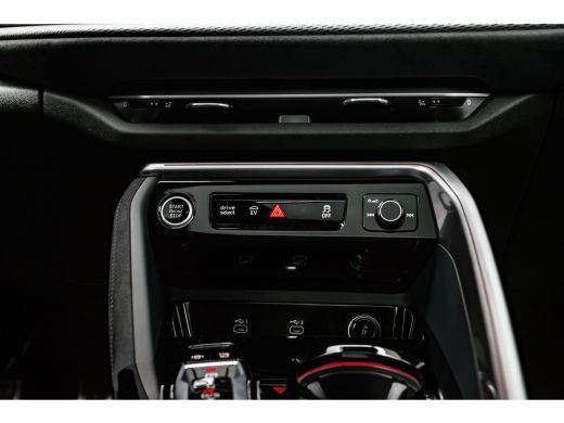 Audi Q5 S edition competition | Audi virtual cockpit | Hemelbekleding in zwart | Navigatie plus ActivLease financial lease