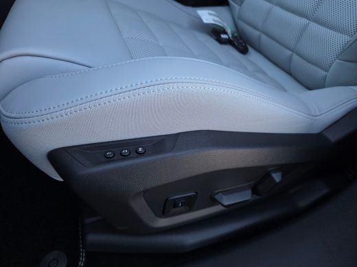Citroën C5 Aircross Max 1.2 Hybrid VOORRAADACTIE | 8 JAAR GARANTIE | HUD | Stoel Ventilatie + Verwarming | Keyless | ... ActivLease financial lease