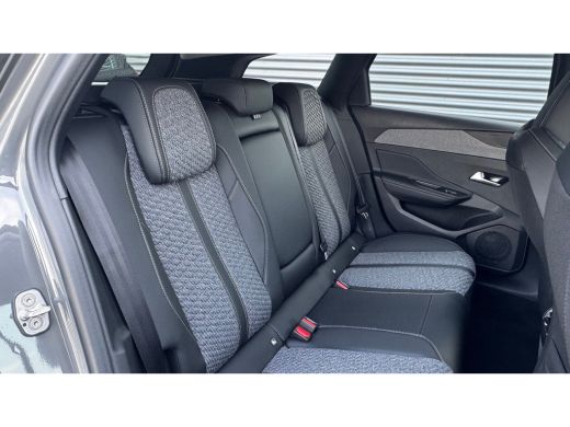 Peugeot 308 Allure | 360 Vision & Drive Assist Pack | Elektrische parkeerrem | Extra getinte achterste zijrui... ActivLease financial lease