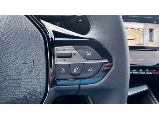 Peugeot 308 Allure | 360 Vision & Drive Assist Pack | Elektrische parkeerrem | Extra getinte achterste zijrui... ActivLease financial lease