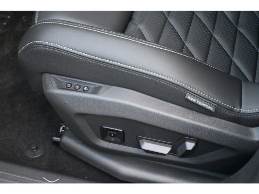 Peugeot 5008 GT Exclusive | Adaptieve cruise control met Stop&Go functie | LED 3D-achterlichten | Pack Safety ... ActivLease financial lease