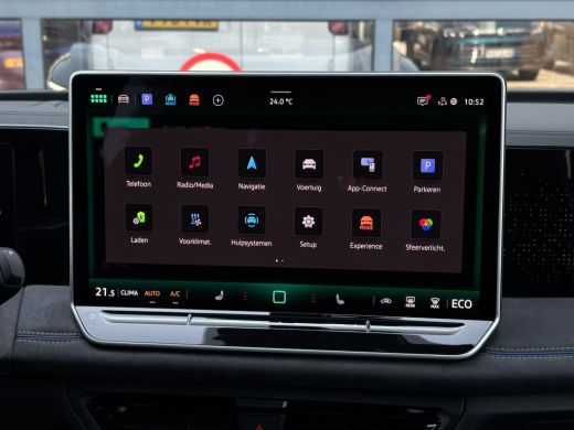 Volkswagen Tiguan R-Line Edition - eHybrid | 'App-Connect' draadloze smartphone integratie | Automatische afstandsr... ActivLease financial lease
