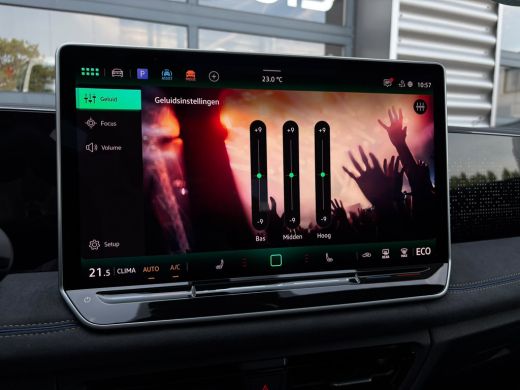 Volkswagen Tiguan R-Line Edition - eHybrid | 'App-Connect' draadloze smartphone integratie | Automatische afstandsr... ActivLease financial lease
