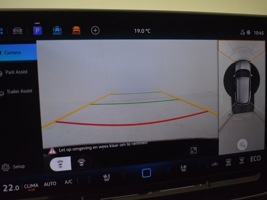 Volkswagen Tiguan R-Line Edition - eHybrid | 'App-Connect' draadloze smartphone integratie | Automatische afstandsr... ActivLease financial lease