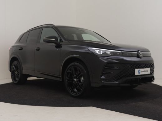 Volkswagen Tiguan R-Line Edition - eHybrid | 'App-Connect' draadloze smartphone integratie | Automatische afstandsr... ActivLease financial lease