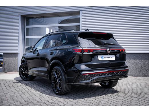 Volkswagen Tiguan R-Line Edition - eHybrid | 'App-Connect' draadloze smartphone integratie | Automatische afstandsr... ActivLease financial lease
