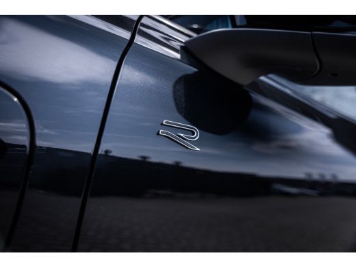 Volkswagen Tiguan R-Line Edition - eHybrid | 'App-Connect' draadloze smartphone integratie | Automatische afstandsr... ActivLease financial lease
