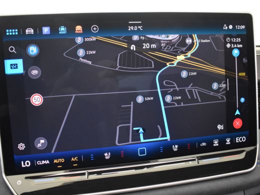 Volkswagen Tiguan R-Line Edition - eHybrid | 'App-Connect' draadloze smartphone integratie | Automatische afstandsr... ActivLease financial lease