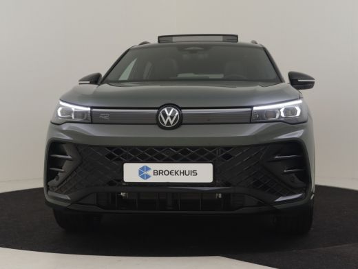 Volkswagen Tiguan R-Line Edition - eHybrid | 'App-Connect' draadloze smartphone integratie | Automatische afstandsr... ActivLease financial lease