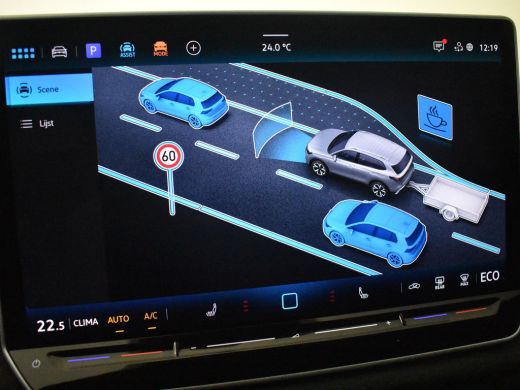 Volkswagen Tiguan R-Line Edition - eHybrid | 'App-Connect' draadloze smartphone integratie | Automatische afstandsr... ActivLease financial lease