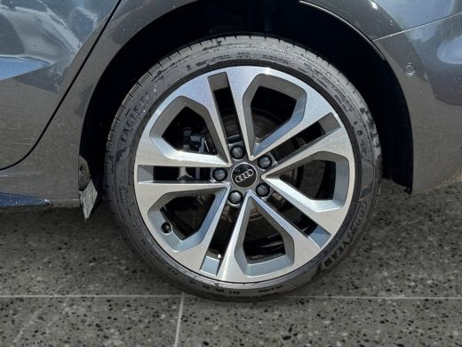 Audi A3 Sportback 40 204pk TFSI e S edition Trekhaak | Leder valcona rode stiksel | Achteruitrijcamera ActivLease financial lease