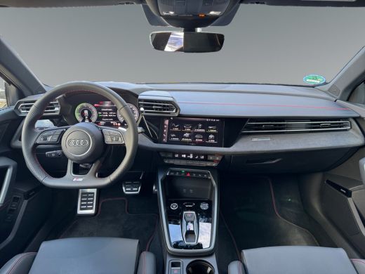 Audi A3 Sportback 40 204pk TFSI e S edition Trekhaak | Leder valcona rode stiksel | Achteruitrijcamera ActivLease financial lease