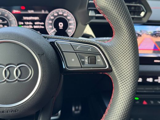Audi A3 Sportback 40 204pk TFSI e S edition Trekhaak | Leder valcona rode stiksel | Achteruitrijcamera ActivLease financial lease
