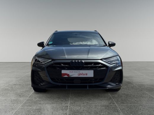 Audi A3 Sportback 40 204pk TFSI e S edition Trekhaak | Leder valcona rode stiksel | Achteruitrijcamera ActivLease financial lease