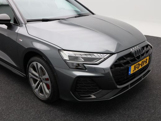 Audi A3 Sportback 45 TFSi e 272 Pk S-line Competition | Stoelverwarming | Trekhaak | Adaptive Cruise | Ca... ActivLease financial lease