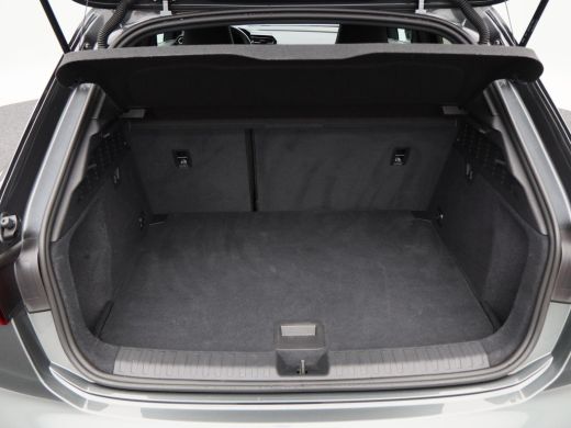 Audi A3 Sportback 45 TFSi e 272 Pk S-line Competition | Stoelverwarming | Trekhaak | Adaptive Cruise | Ca... ActivLease financial lease