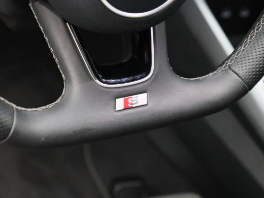 Audi A3 Sportback 45 TFSi e 272 Pk S-line Competition | Stoelverwarming | Trekhaak | Adaptive Cruise | Ca... ActivLease financial lease
