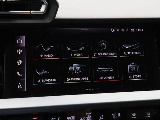 Audi A3 Sportback 45 TFSi e 272 Pk S-line Competition | Stoelverwarming | Trekhaak | Adaptive Cruise | Ca... ActivLease financial lease