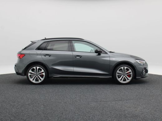 Audi A3 Sportback 45 TFSi e 272 Pk S-line Competition | Stoelverwarming | Trekhaak | Adaptive Cruise | Ca... ActivLease financial lease