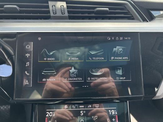 Audi e-tron 55 quattro Business edition Plus 95 kWh NL-AUTO | SOH 90%| PANODAK | LEDER ActivLease financial lease