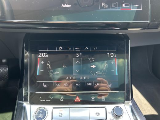 Audi e-tron 55 quattro Business edition Plus 95 kWh NL-AUTO | SOH 90%| PANODAK | LEDER ActivLease financial lease