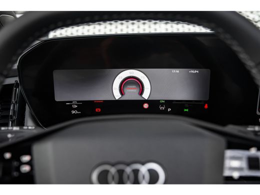 Audi Q4 e-tron S edition | 3-zone airconditioning | Achterklep, automatisch bedienbaar | Achteruitrijcamera ActivLease financial lease